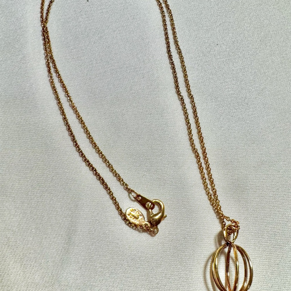 Elegant 14k Gold Cage Pendant Necklace - Picture 2 of 4